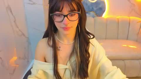 Follow me.. Live 730 to 1400 online show from 06-08-26, 12:38
