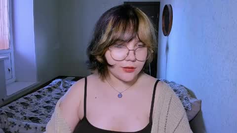 Lily online show from 04-01-26, 12:50