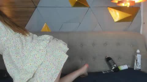 lily_waist online show from 02-13-25, 03:07