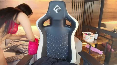 lily_waist online show from 04-01-26, 03:07