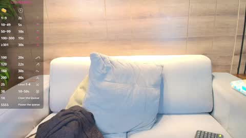 lily_waist online show from 04-09-26, 06:19