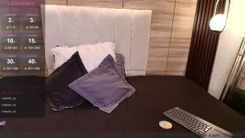 lily_waist online show from 07-13-26, 11:13