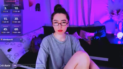 LILY online show from 11-05-25, 07:41