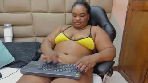 Lily online show from 09-13-25, 09:47