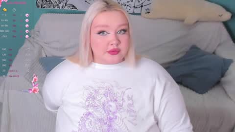 Lily online show from 12-18-24, 05:00