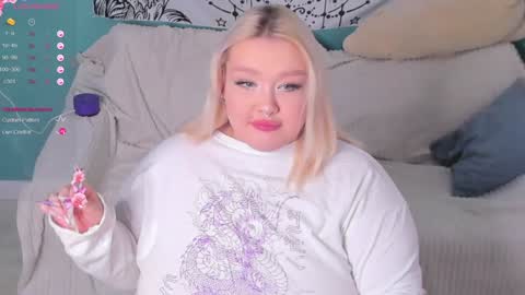 Lily online show from 01-05-25, 09:26