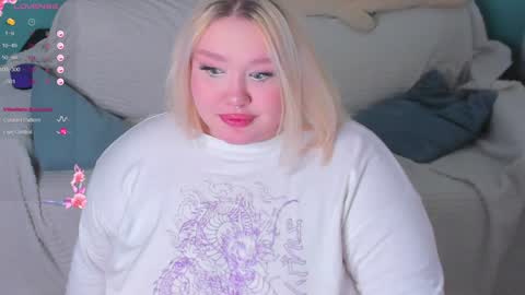 Lily online show from 02-05-25, 12:06