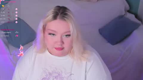 Lily online show from 02-11-25, 04:24