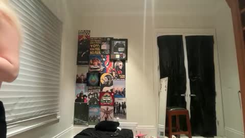 Snapshot of lilybrown07 chatting on 02-07-26, 02:15 lilybrown07 online show from 02-07-26, 02:15