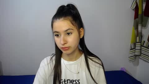 Lily Dumn online show from 12-20-25, 11:34