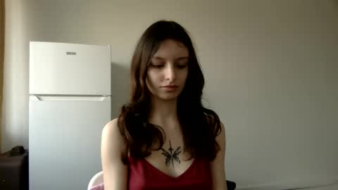 lilycandy_ online show from 03-10-25, 12:48