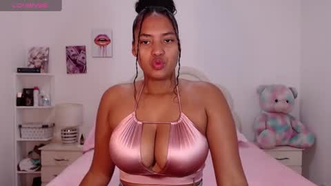 Snapshot of lilyjacksonn chatting on 12-21-24, 12:59 Lily.. online show from 12-21-24, 12:59