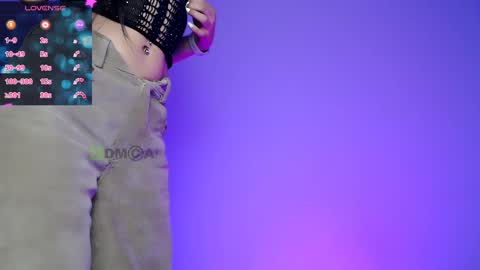 Snapshot of lilylouisee_ chatting on 02-24-25, 10:47 Liliana louise online show from 02-24-25, 10:47