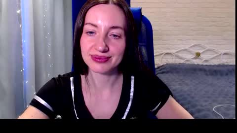 Lily online show from 02-21-26, 08:15