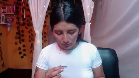 lilymoon_018 online show from 05-15-26, 12:45