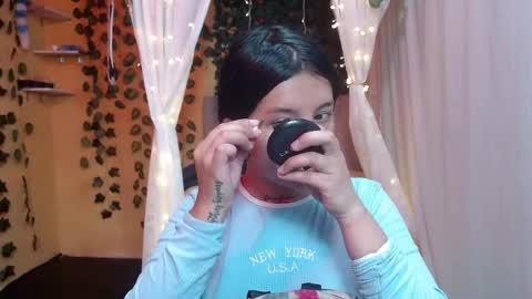 lilymoon_018 online show from 05-25-26, 12:22