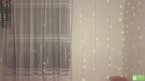 You can call me Li ... online show from 12-15-25, 05:06