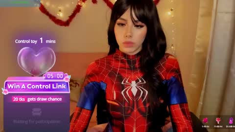 Snapshot of lilyrouse_ chatting on 12-23-24, 04:55 lily help me to collect more cosplay online show from 12-23-24, 04:55