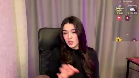 Snapshot of lilysollar chatting on 04-18-26, 07:58 Lily online show from 04-18-26, 07:58