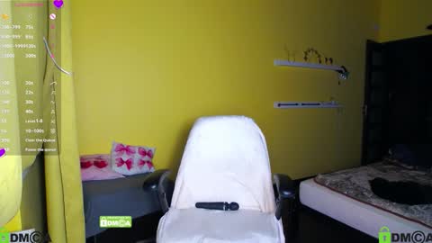 Lily online show from 12-21-25, 08:16