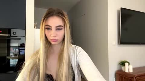 Lily online show from 03-15-26, 03:18