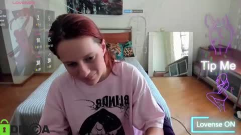 Snapshot of lilyviolet7 chatting on 07-14-26, 10:21 Hi Im Lily online show from 07-14-26, 10:21