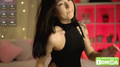 Lin Use menu to play with me  online show from 01-12-25, 05:01