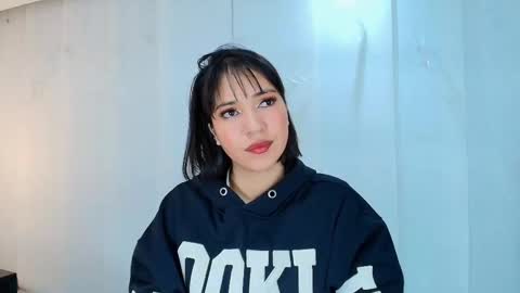  Lina Bedoya  online show from 09-12-25, 11:32