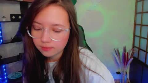 Snapshot of lina_brownie chatting on 01-04-25, 02:14 Lina online show from 01-04-25, 02:14