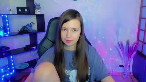 Lina online show from 01-05-25, 02:17