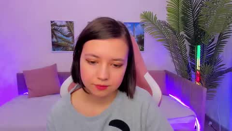 Snapshot of lina_brownie chatting on 02-05-25, 05:20 Lina online show from 02-05-25, 05:20