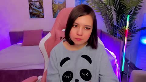 Snapshot of lina_brownie chatting on 02-12-25, 02:03 Lina online show from 02-12-25, 02:03