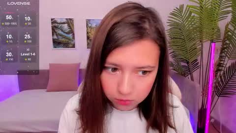 Snapshot of lina_brownie chatting on 09-12-25, 02:22 Lina online show from 09-12-25, 02:22