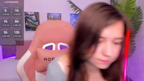 Lina online show from 09-19-25, 02:46