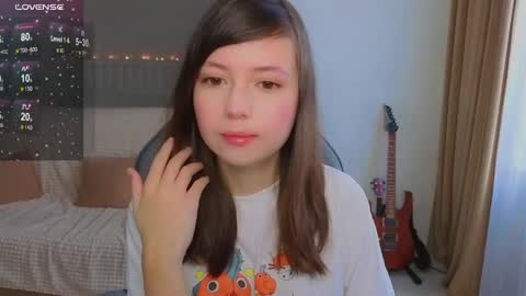 Snapshot of lina_brownie chatting on 05-05-26, 02:30 Lina online show from 05-05-26, 02:30