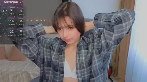 Snapshot of lina_brownie chatting on 05-06-26, 02:19 Lina online show from 05-06-26, 02:19