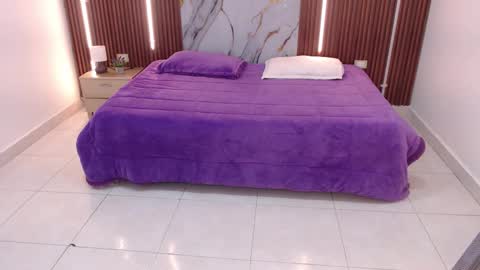 Snapshot of lina_fajardo22 chatting on 09-12-25, 12:05 Lina online show from 09-12-25, 12:05