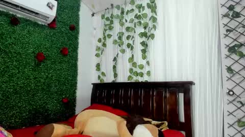 paola online show from 12-23-24, 02:45