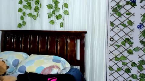 paola online show from 02-26-25, 03:21