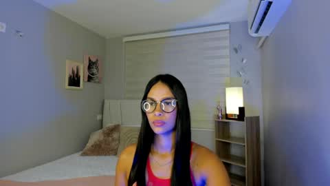 LINA  online show from 05-11-26, 09:56