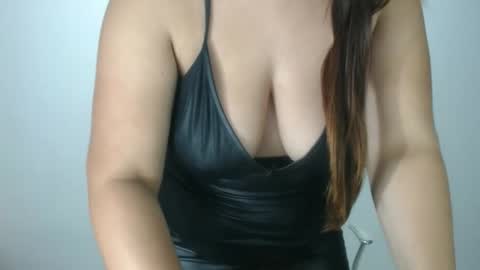 Snapshot of lina_playful chatting on 09-16-25, 10:16 iiisabella online show from 09-16-25, 10:16