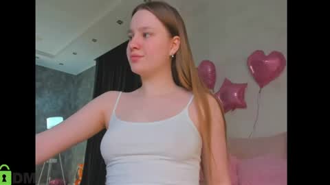 Snapshot of lina_smilee chatting on 06-04-26, 12:38 Lina online show from 06-04-26, 12:38