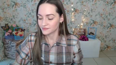 Lina online show from 02-12-25, 06:51