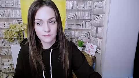 Snapshot of lina_star_s chatting on 10-13-25, 05:29 Lina online show from 10-13-25, 05:29