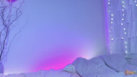 Sophia online show from 05-04-26, 02:46