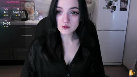 Lina 3  1715622743 online show from 04-03-26, 07:50