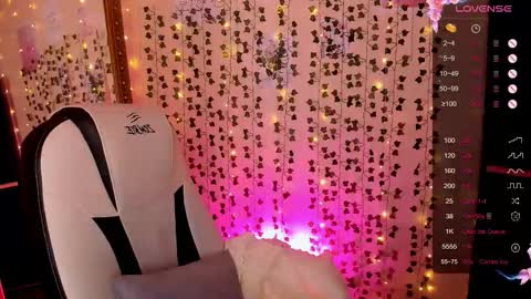 Lina online show from 02-28-26, 08:04