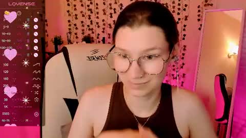 Snapshot of linablossom chatting on 06-13-26, 03:59 Lina online show from 06-13-26, 03:59