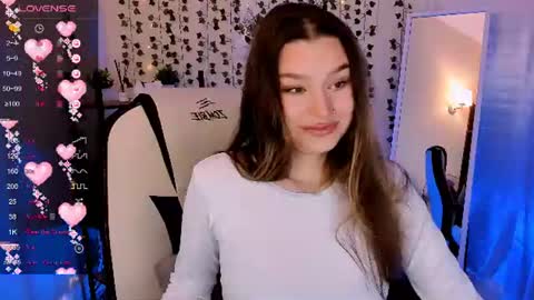 Snapshot of linablossom chatting on 07-11-26, 05:32 Lina online show from 07-11-26, 05:32