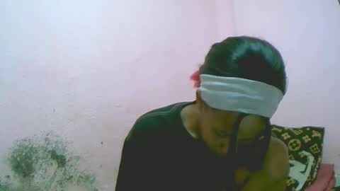 linah1123 online show from 12-21-25, 12:34